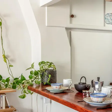 Superb Studio In The Moulin Rougemontmartre Neighborhood - - Welkeys Apartment