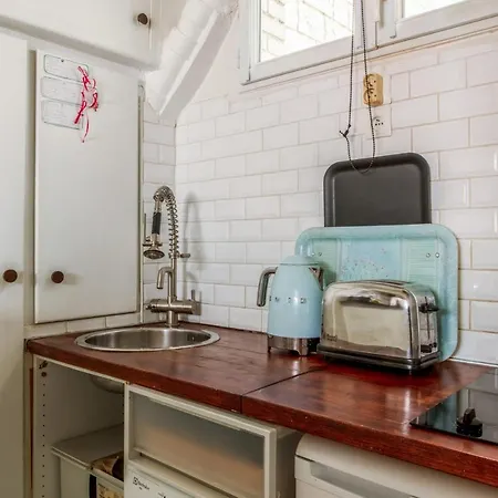 Apartment Superb Studio In The Moulin Rougemontmartre Neighborhood - - Welkeys *