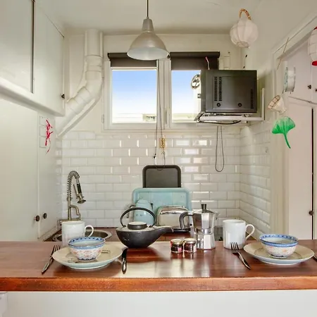 Appartement Superb In The Moulin Rougemontmartre Neighborhood - - Welkeys