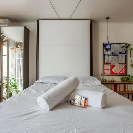 Superb Studio In The Moulin Rougemontmartre Neighborhood - - Welkeys *